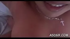 تشغيل طفل سيامي يبشر بزازها اللطيف