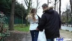 播放 Cette jeune lycéenne a une heure desperm celle entre deux cours [蜡视频录制]