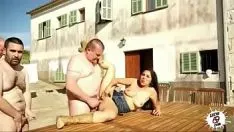 تشغيل سلمى دي نورا مع 5 ساشا