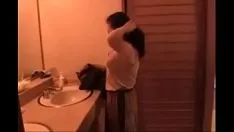 تشغيل الجبهة اليابانية بالضرورة اللعنة من الابن