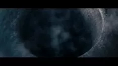 Oynat Gerçekçi olmayan kuaternite 2, gümüş madalyalı sörf tahtasının bineği.
