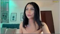 تشغيل لطيفة لاتينا الكولومبية ضآلة