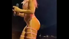 Redare Anitta evită senzualismul