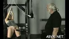 Abspielen Dabbler Sklaverei Porno Kätzchen-Katzen-Spielzeug mit Granulat-Spielzeug