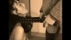 Play Saggy tits with big ring of colors