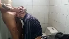 চালান Begrime বৃদ্ধ ছেলে গলবিল চোদা পায়