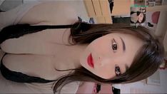 Play Reel jenniebebee 台灣第一av女優,票選冠軍震撼顏出 台灣大奶妹 reel elme 自曝被開苞經驗