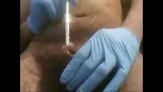Jouer Le numéro 1 s'est mis à regarder mon ego avec une tige de taille 6