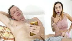 Riproduci Irmã fica com tesão saber que sua mãe esta fodendo no 4to ao lado (melissa lisboa)