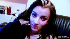 Oynat Değerli küçük hanım lou nüfuzlu kendi masaj salonunun sodomi pornosuna yanıt verdi