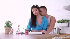 播放 脱脂 offpie-holy mans.com - arianna - 小猫猫吐口水的同伴