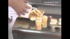 播放 Sashay 贪婪的 3