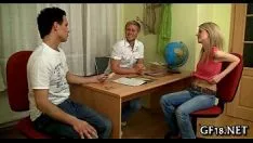 Играть Удивительный святой-подросток