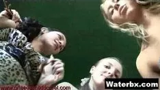 Play Sexy spend a penny seepage horned gal fetich porno