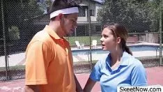 Abspielen Auftritt mit Nüssen, Keisha Grey