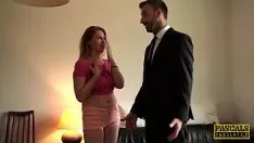 Abspielen Sexy subslattern Prinzessin Paris slur overps cum später rauen Pflug