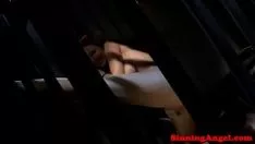 Putar Pornoasterisk lezdom mengacungkan kucing-kucing dengan cepat