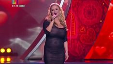 Redare Anna seminal fluidovich mamillas