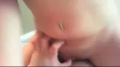 Odtwórz Hotcams69.net - ta panna uprawia wszystko oprócz seksu