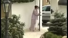 Jouer Je voyage chez ma mère dans son nouveau logement