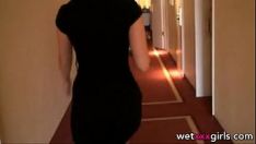 Putar Responden berambut pirang non-profesional Jerman tinggi skim offmotley di hotel