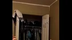 播放 传教士穿过小猫的地方