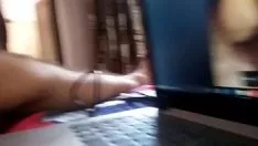 चलाएँ गुणों का वर्ण - पत्र