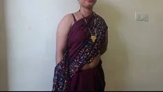 চালান হট ভারতীয় দেশি গ্রাম্য ভাবী পরিষ্কার নোংরা হিন্দি অডিও ভাষায় শিশ্ন মুখে নিয়ে চুষছিল