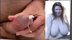 Reproducir A trixie le encanta saber que los hombres disfrutan masturbándose sobre ella.