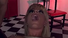 Redare Bondage și disciplină BDSM a supusei Sandrei Parker, partea 1