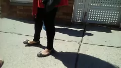 Jouer Fétichisme des pieds sales dans la Big Apple - Vidéo amateur candide