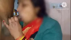 चलाएँ देसी प्रिया का गहन डीपथ्रोट कमशॉट अनुभव