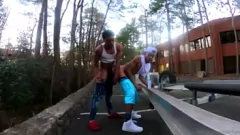播放 Jayyson Vorhees和ATL Tayh在2码的迪克