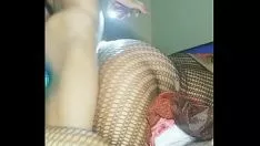 Putar Wanita yang sudah menikah dibaringkan untuk dilepaskan