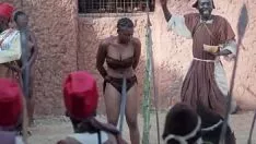Jouer La fille de la jeune femme de ménage m'a donné l'anima
