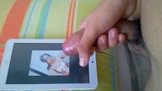 Play Masturbatinkle with my ex-girl's pics
