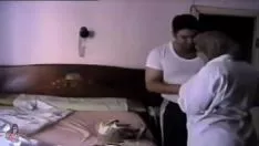 चलाएँ अरेबियन सेक्सवीडियोटेप