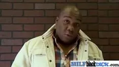 Riproduci Videocassetta di sesso razziale con teras gumshoe stuzzica di milf (austin zachary taylor) mov-05