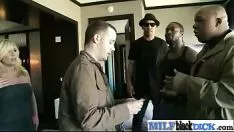 Afspelen (heidi hollywood) goede milf prikkelt ernstig een teras blackcock vid-11